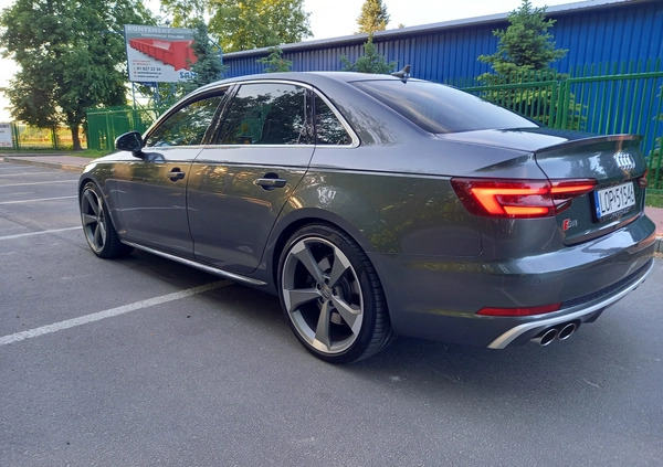 Audi S4 cena 132000 przebieg: 136000, rok produkcji 2018 z Ząbki małe 529